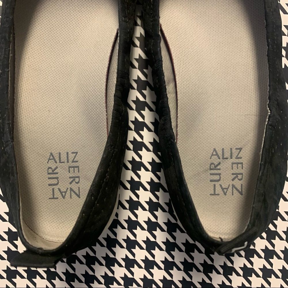 Naturalizer Philippe slip on sneaker 9.5, black with white soles - Picture 5 of 8